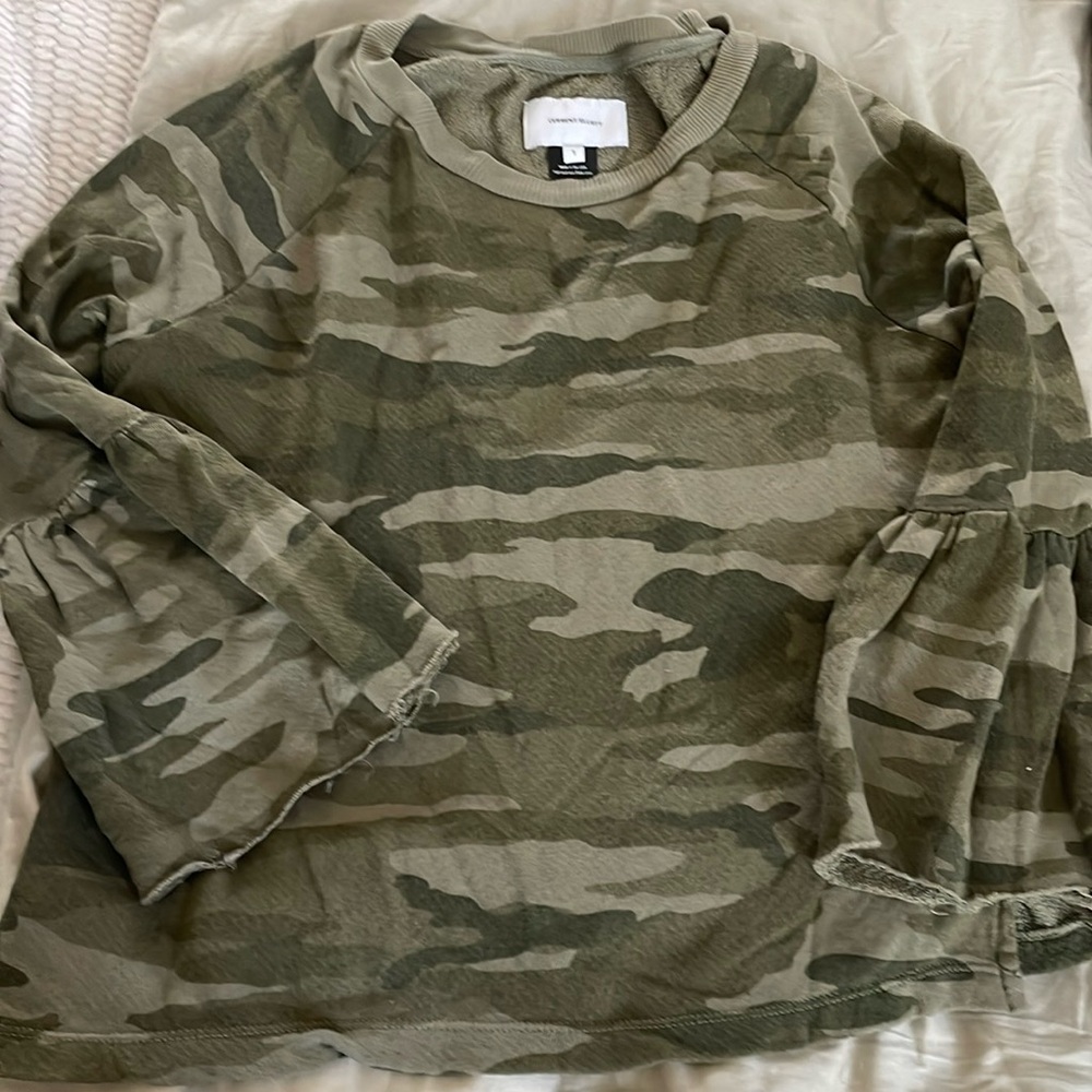 Bell sleeve sweatshirt